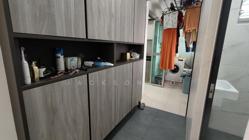 420 Clementi Avenue 1 photo 2