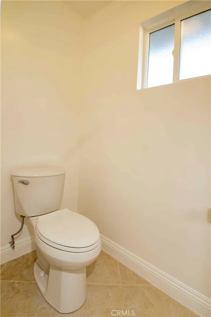 Additional image 95 of 22336 Saticoy St, Canoga Park, CA 91303
