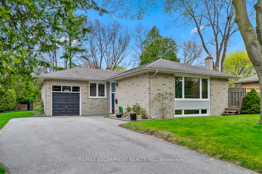 1548 Wembury Road, Mississauga, ON, L5J 2L9