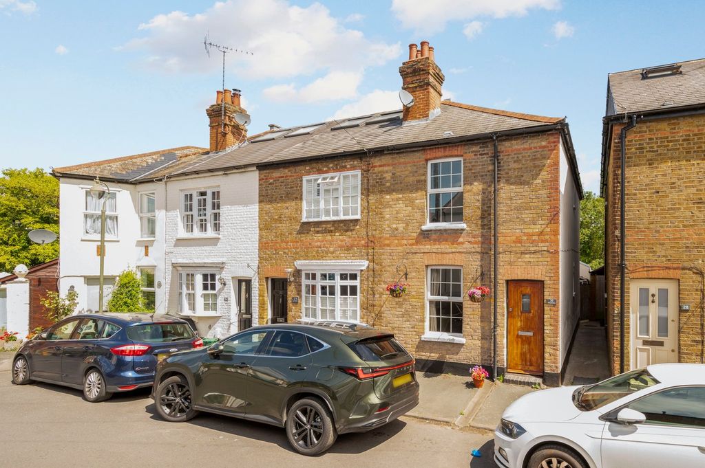 Additional image 4 of 2 bed terraced house for saleRadnor Road, Weybridge KT13