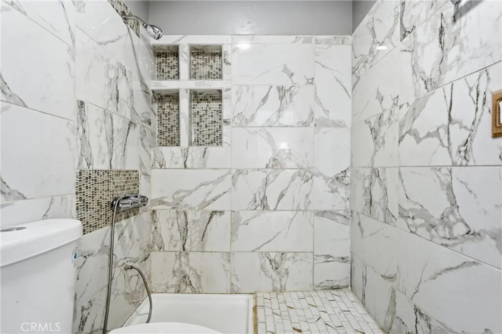 Additional image 42 of 9603 Holmes Avenue, Los Angeles, CA 90002