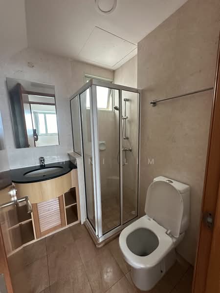 10 Stirling Road photo 3
