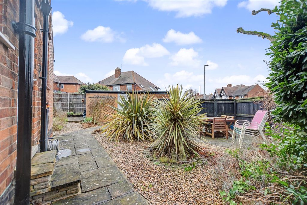 Additional image 32 of 3 bed semi-detached house for saleLarch Crescent, Beeston, Nottingham NG9