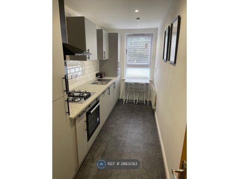Minerva Way, Glasgow G3