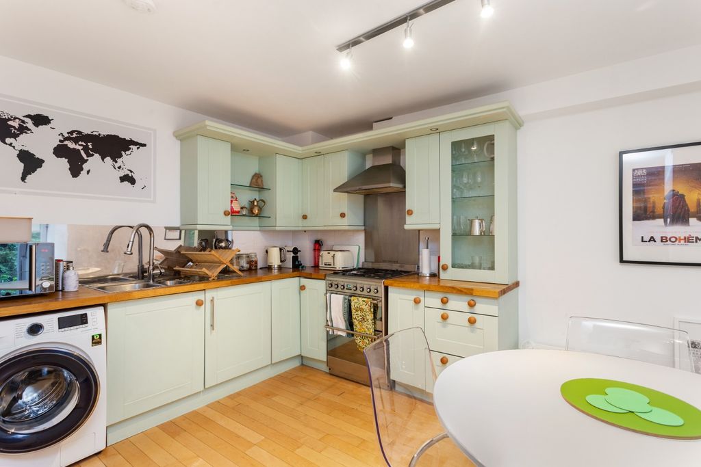 Additional image 9 of 1 bed flat to rentDean Path, Dean Village, Edinburgh EH4