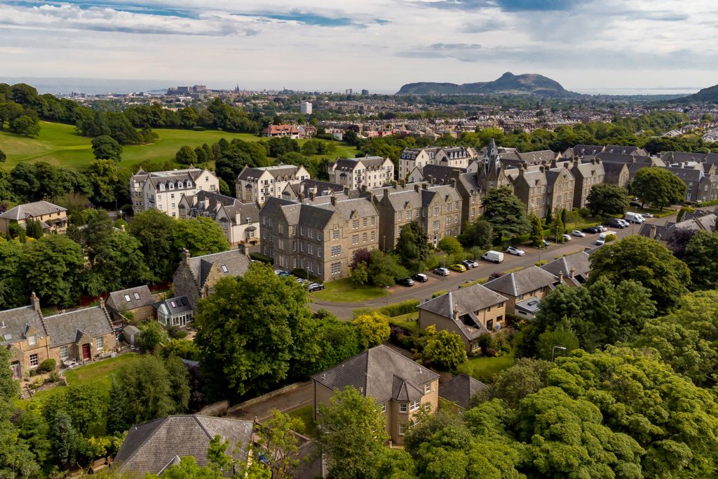 Additional image 27 of 5 bed villa for sale1 South Steil, Glenlockhart, Edinburgh EH10
