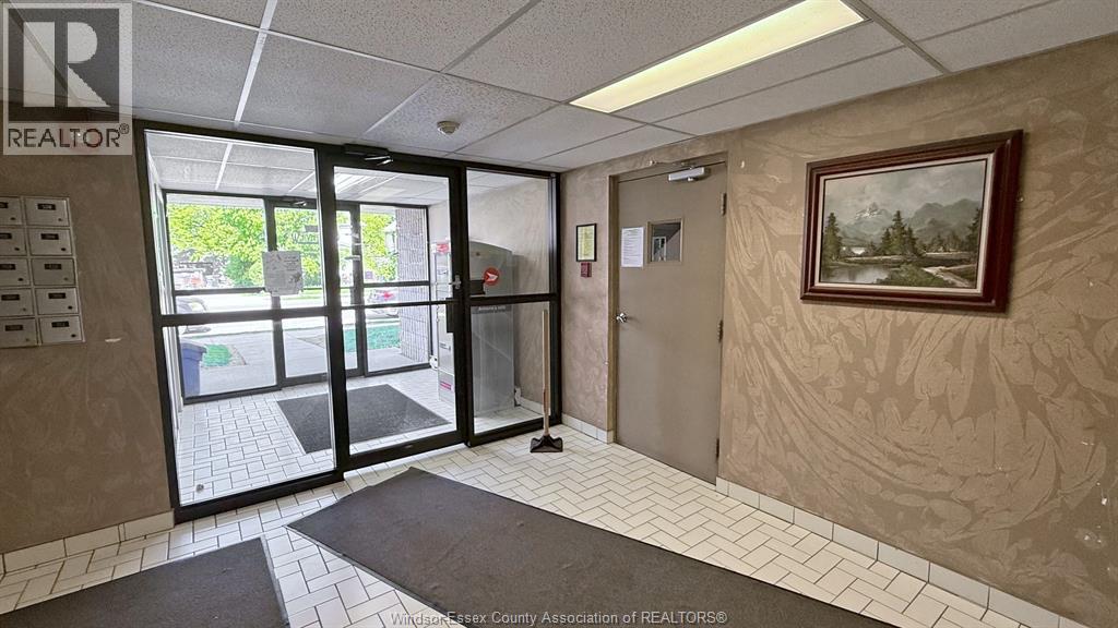 Additional image 3 of 304-3355 Sandwich Street, Windsor, ON, N9C1B2