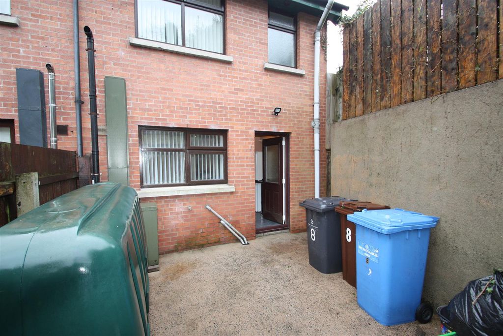 Additional image 13 of 2 bed end terrace house to rentRed Row, Ballynahinch BT24