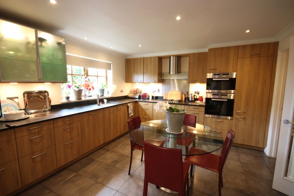 Additional image 8 of 4 bed detached house to rentLa Route De Noirmont, St Brelade, Jersey JE3