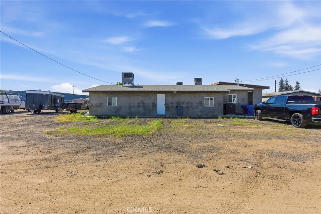 2810 Patton Way, Bakersfield, CA 93308 photo 2