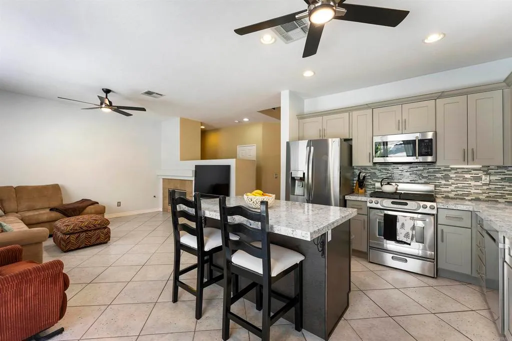 Additional image 13 of 868 Panella Ct, Oceanside, CA 92057