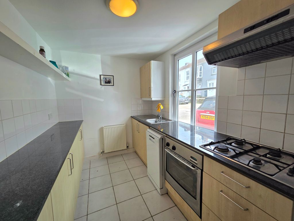 Additional image 6 of 2 bed flat to rentWellington Gardens, Falmouth TR11