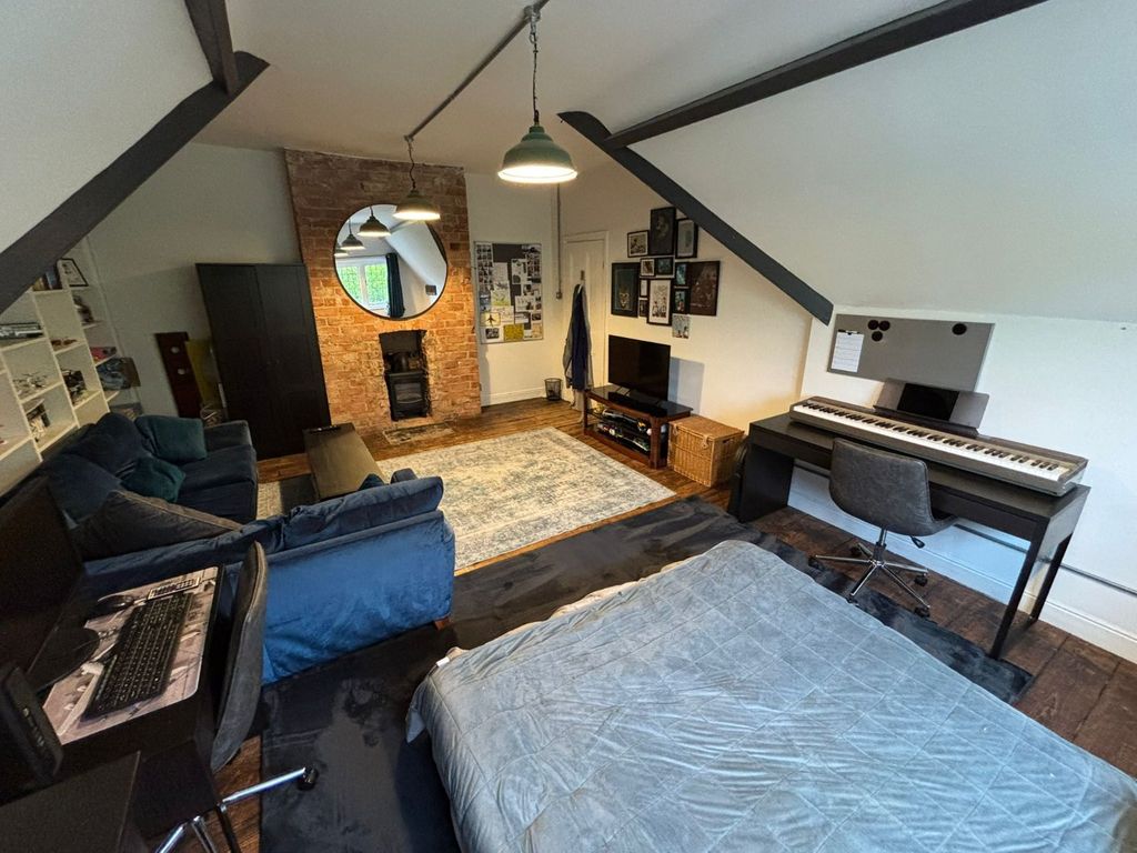 Additional image 27 of 5 bed terraced house to rentWestbourne Avenue, Princes Avenue, Hull, East Riding Of Yorkshi HU5