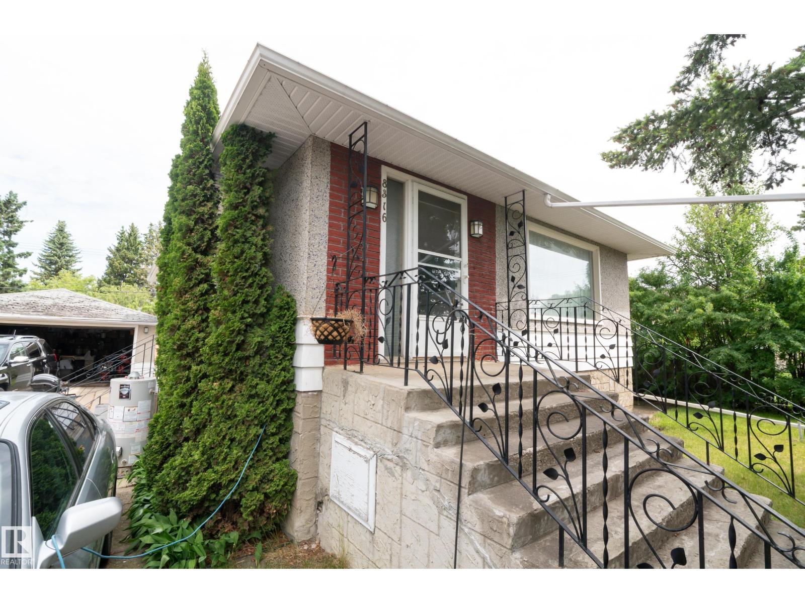 Additional image 3 of 8316 73 Avenue NW, Edmonton, AB, T6C0E2