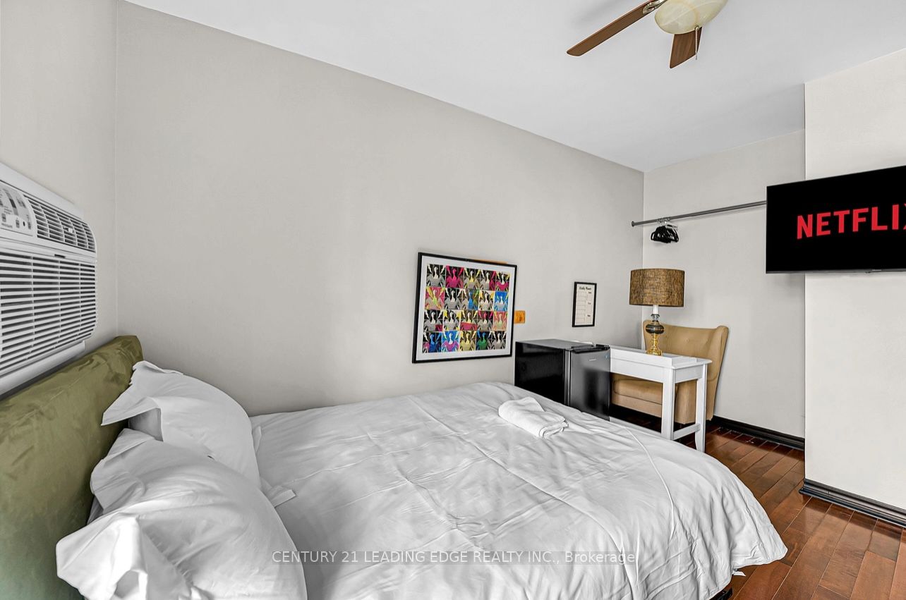Additional image 6 of 2 Monteith Street, Toronto, ON, M4Y 1K7