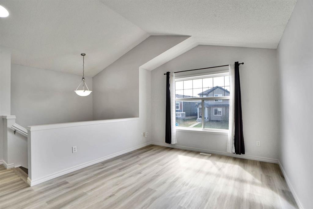Additional image 3 of 71 Saddlemont Road NE, Calgary, AB, T3J5E4