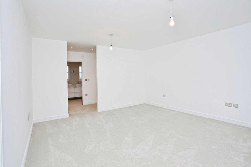Additional image 46 of 5 bed detached house for saleMons Close, Newport NP20