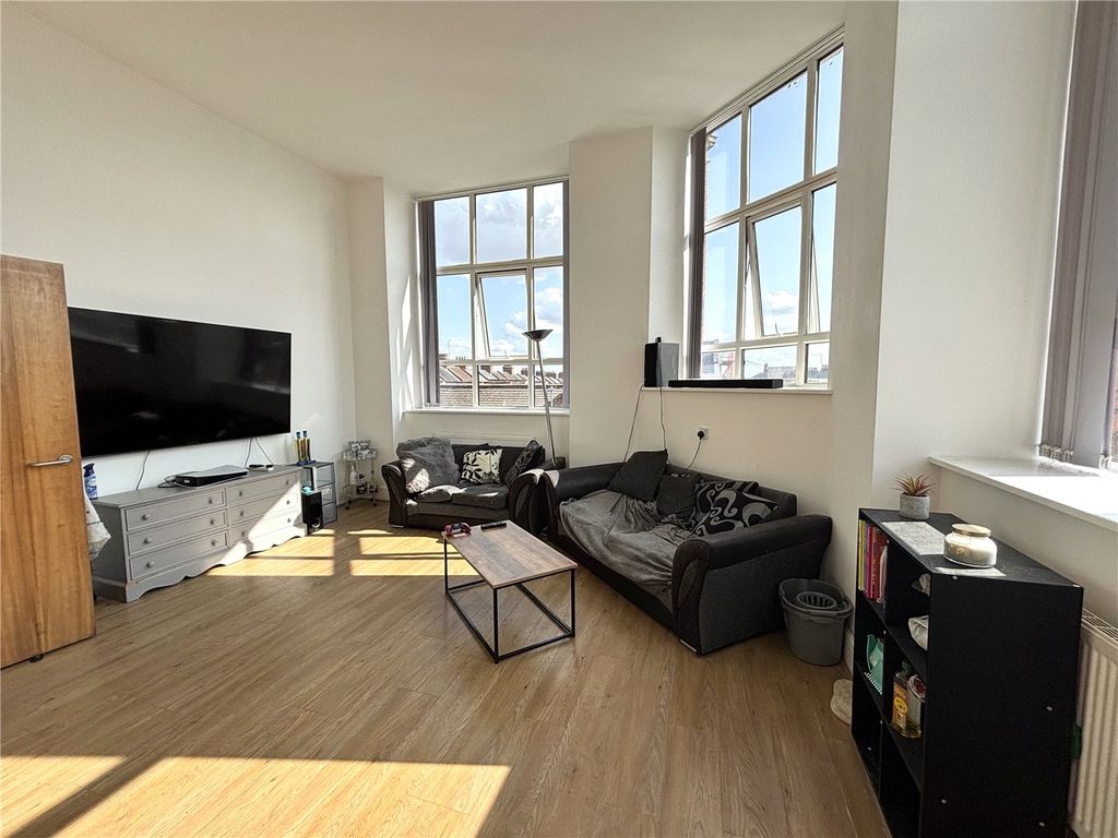 Additional image 3 of 2 bed flat for saleArtizan Road, Northampton, Northamptonshire NN1