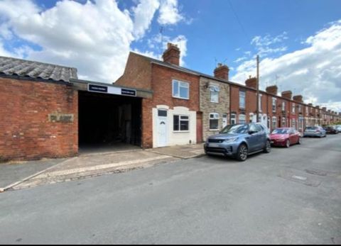 Lothair Road, Leicester LE2