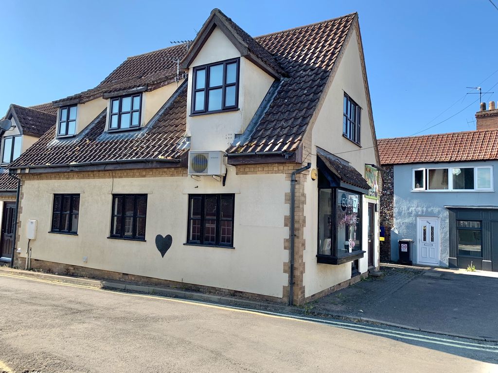 2 bed flat to rentHigh Street, Brandon IP27