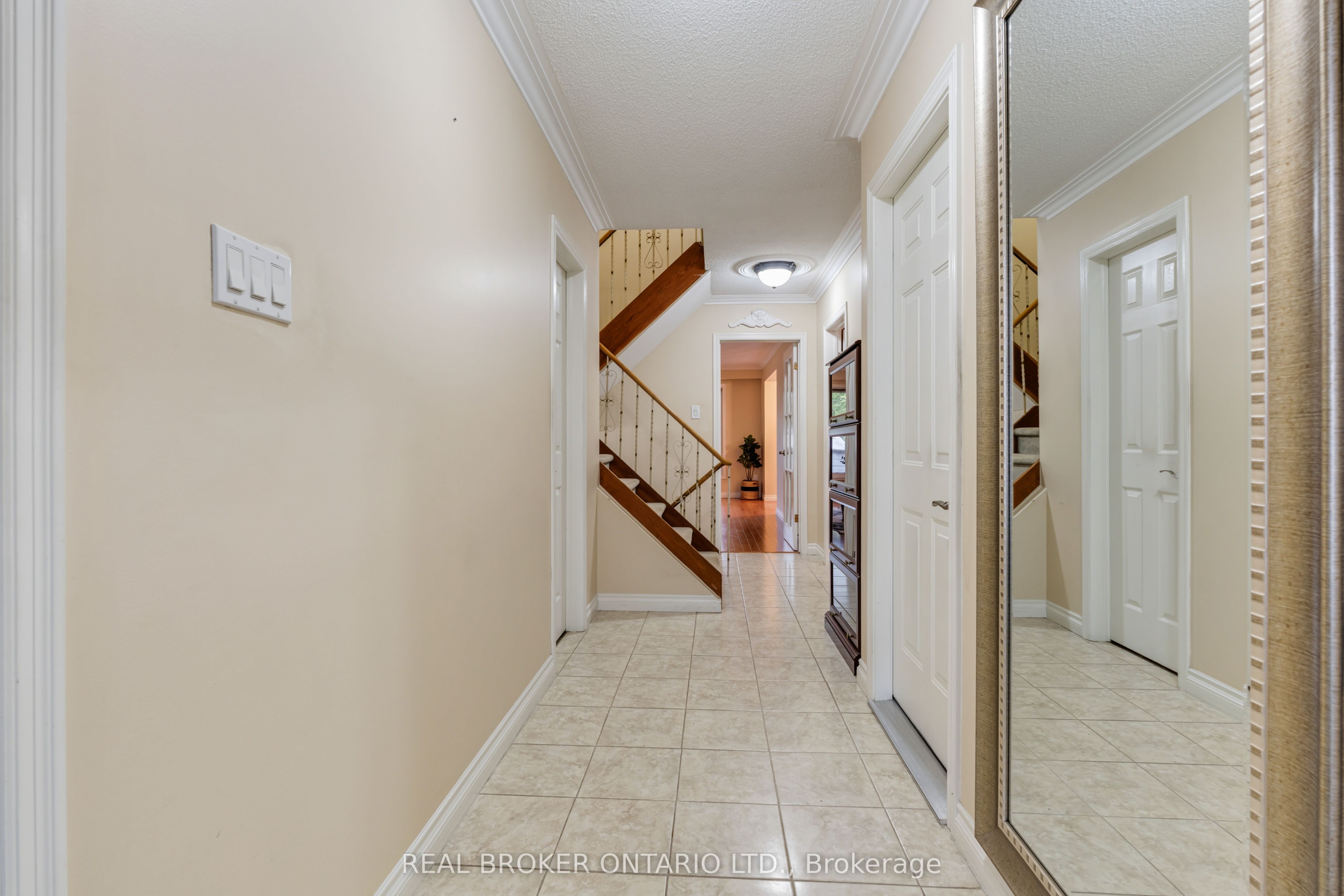 Additional image 5 of 56A Treeview Drive, Toronto, ON, M8W 4C2
