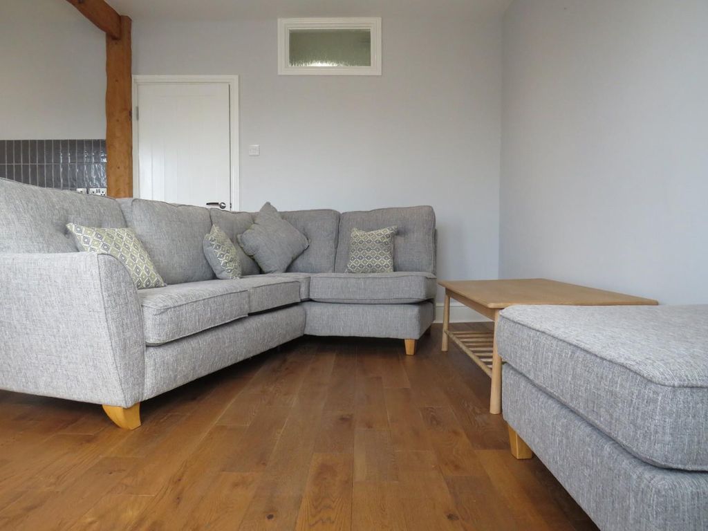 1 bed flat to rentAberystwyth, Cardiganshire SY23 photo 3