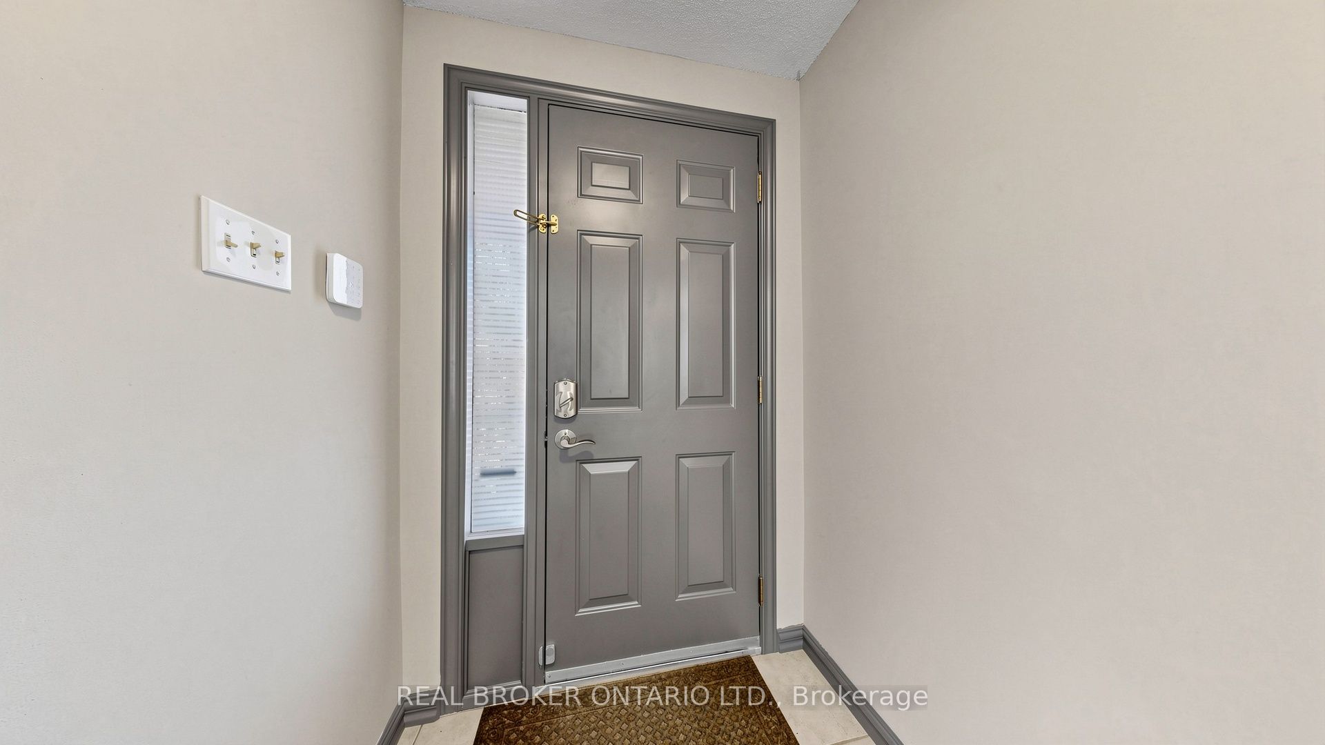 Additional image 4 of 150 Bradbeer Crescent, Vaughan, ON, L4J 5M7
