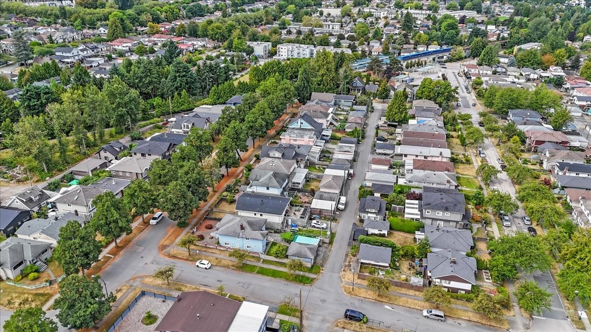 Additional image 2 of 2593 25th Avenue E, Vancouver, BC, V5R 1H2