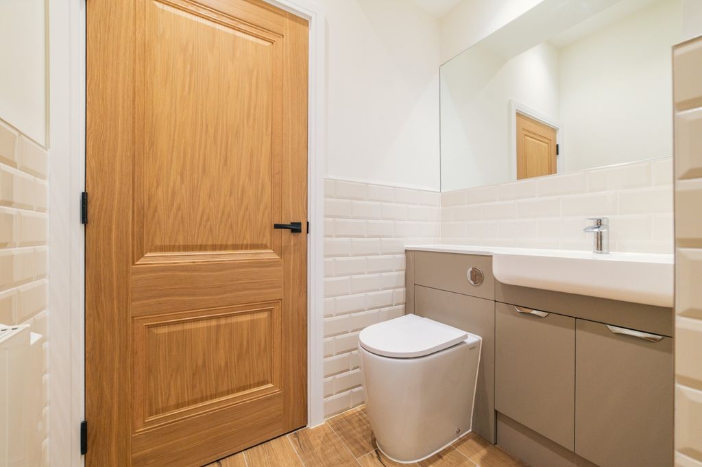 Additional image 34 of 3 bed flat to rentPark Place, City Centre CF10