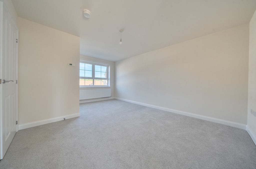 Additional image 11 of 3 bed end terrace house to rentSouthwold Drive, Hampton Beach, Peterborough PE7