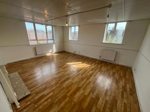 Flat A Waterloo Road, Southampton SO15