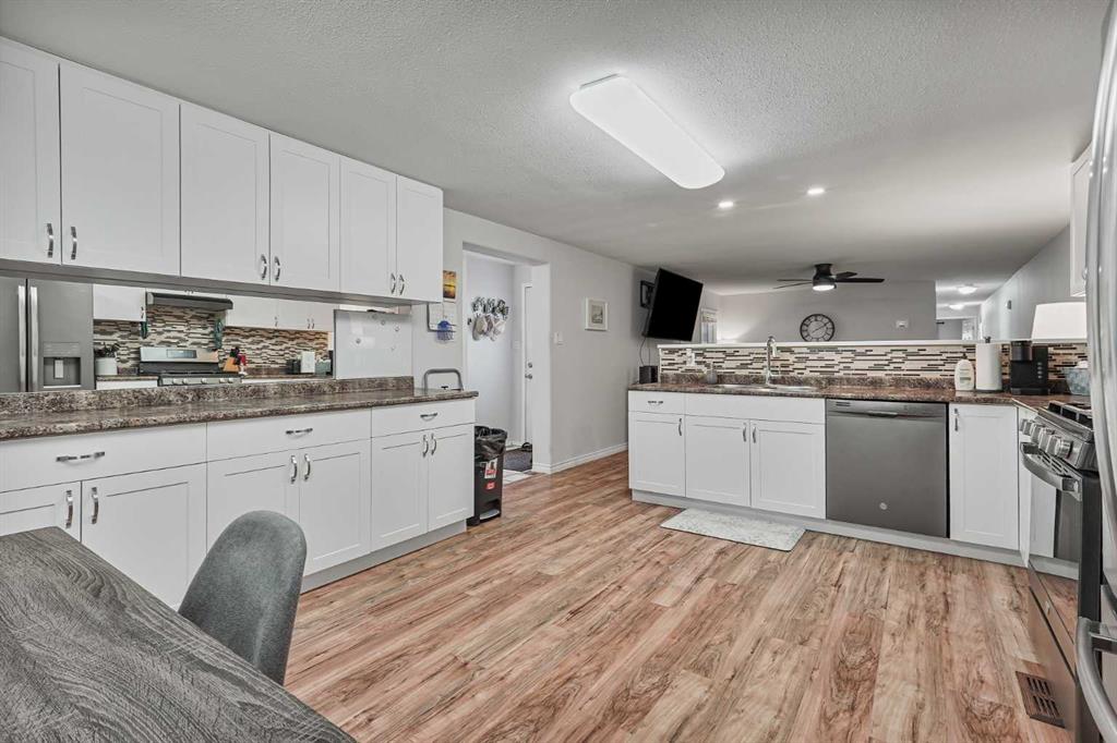 Additional image 3 of 81-1410 43 Street S, Lethbridge, AB, T1K 3S5