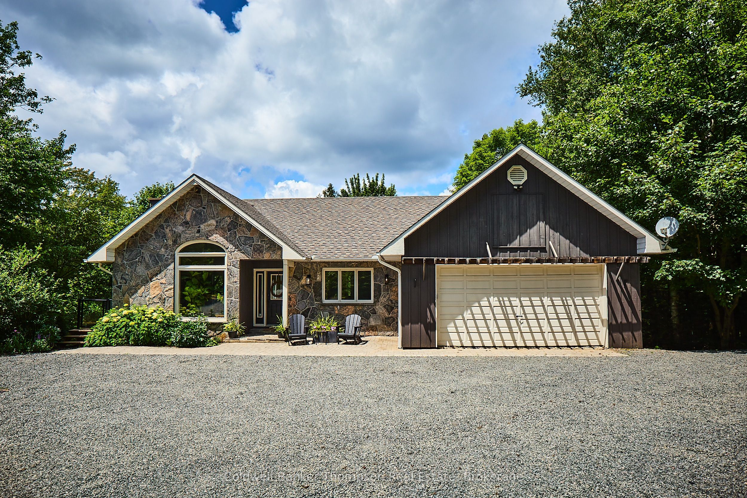Additional image 2 of 440 Chub Lake Road, Huntsville, ON, P1H 2J3