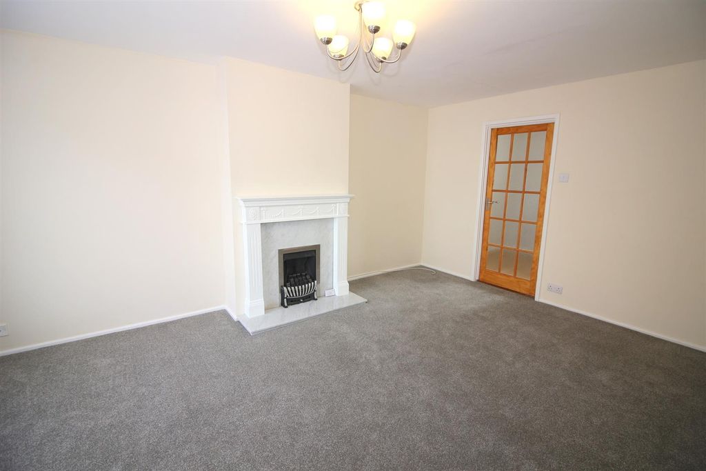 Additional image 3 of 3 bed semi-detached house to rentDolphin Close, Plymstock, Plymouth PL9