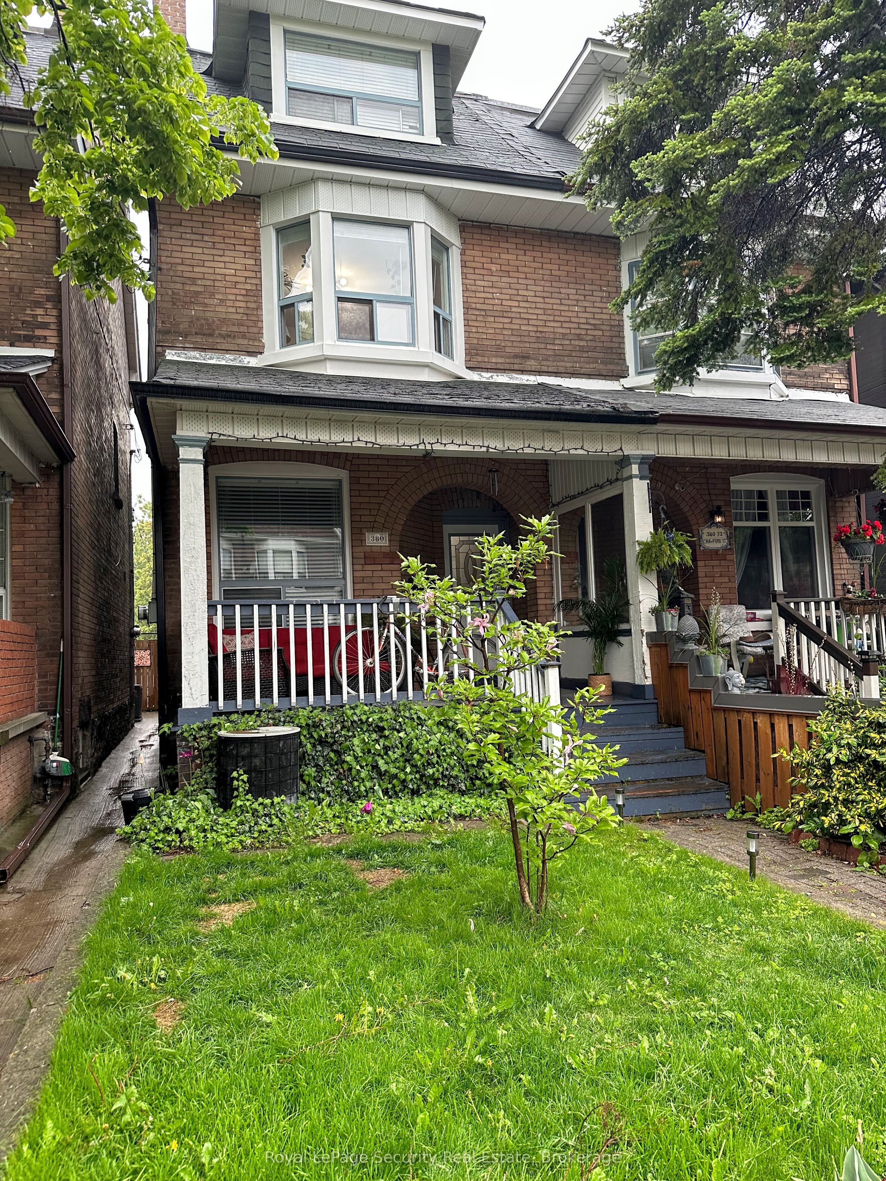 2nd & 3rd Fl-380 Crawford Street, Toronto, ON, M6J 2V9