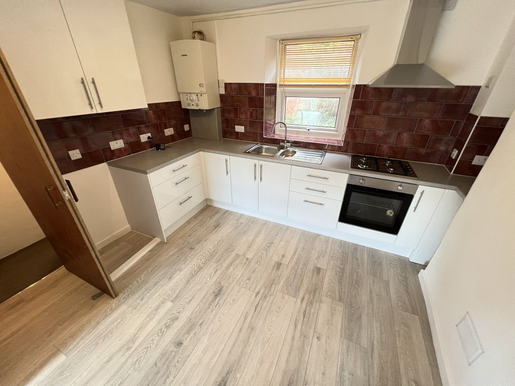 Additional image 2 of 2 bed flat to rentSpring Gardens, Carmarthen, Carmarthenshire SA31