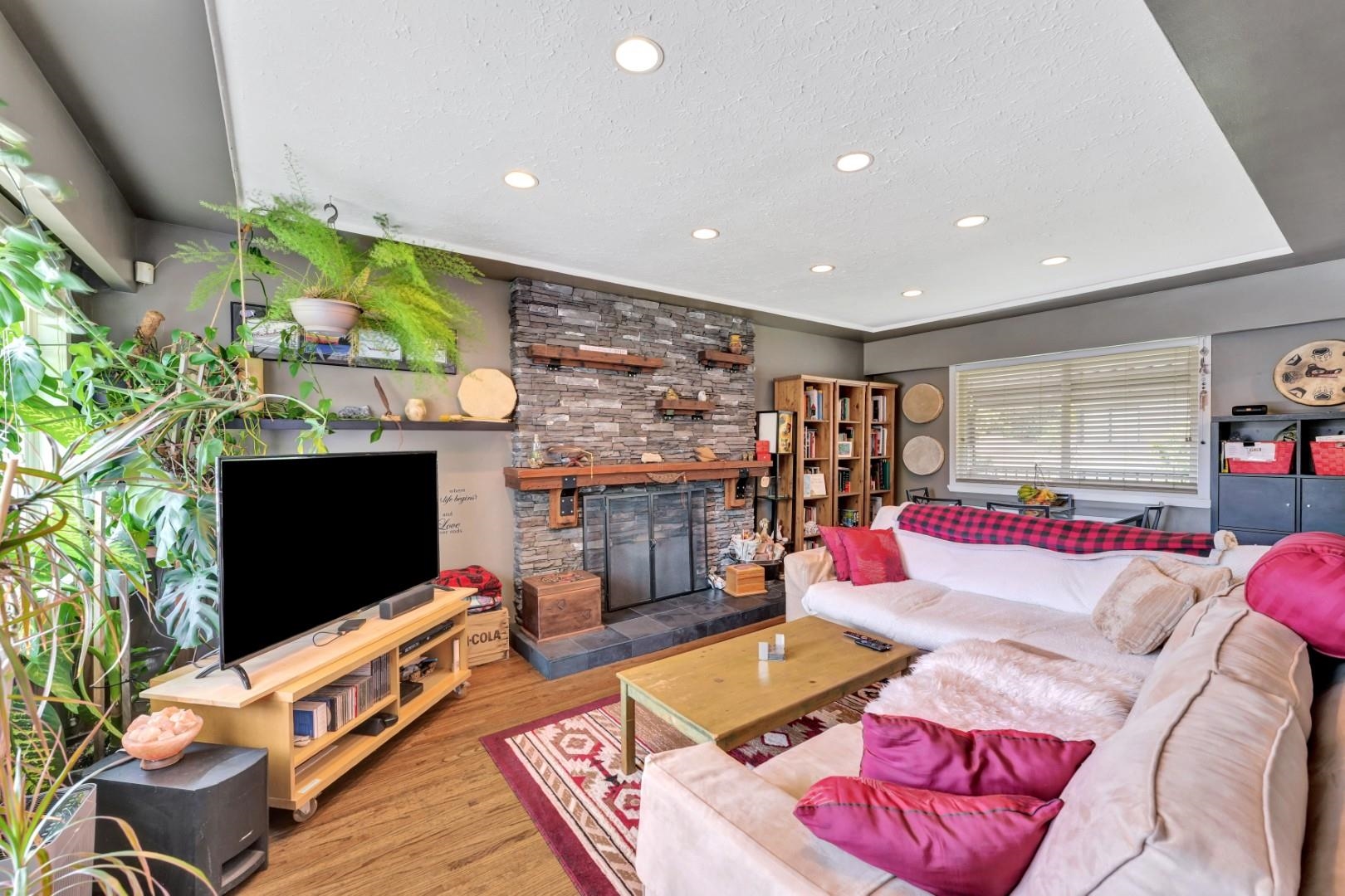 Additional image 3 of 430 Montgomery Street, Coquitlam, BC, V3K 5G6