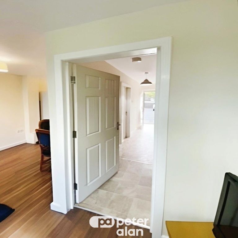 Additional image 14 of 4 bed property to rentSeion Place, Neath SA10