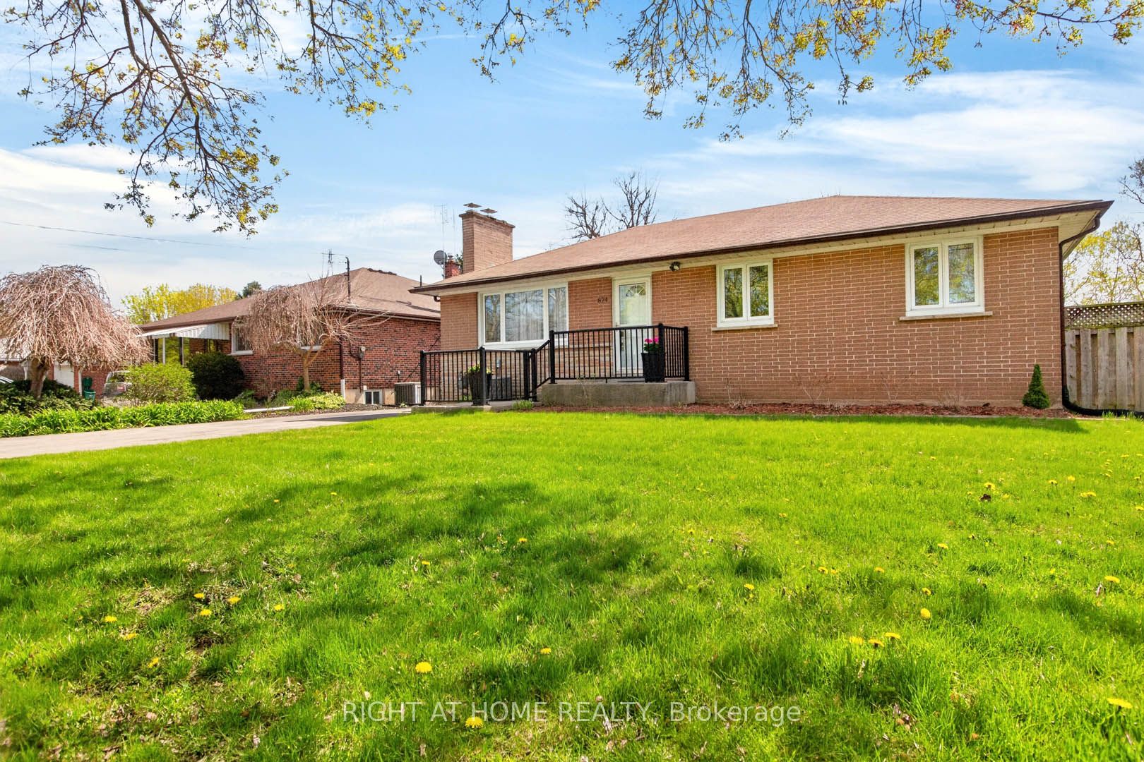 Additional image 3 of 874 Francis Road, Burlington, ON, L7T 3Y2