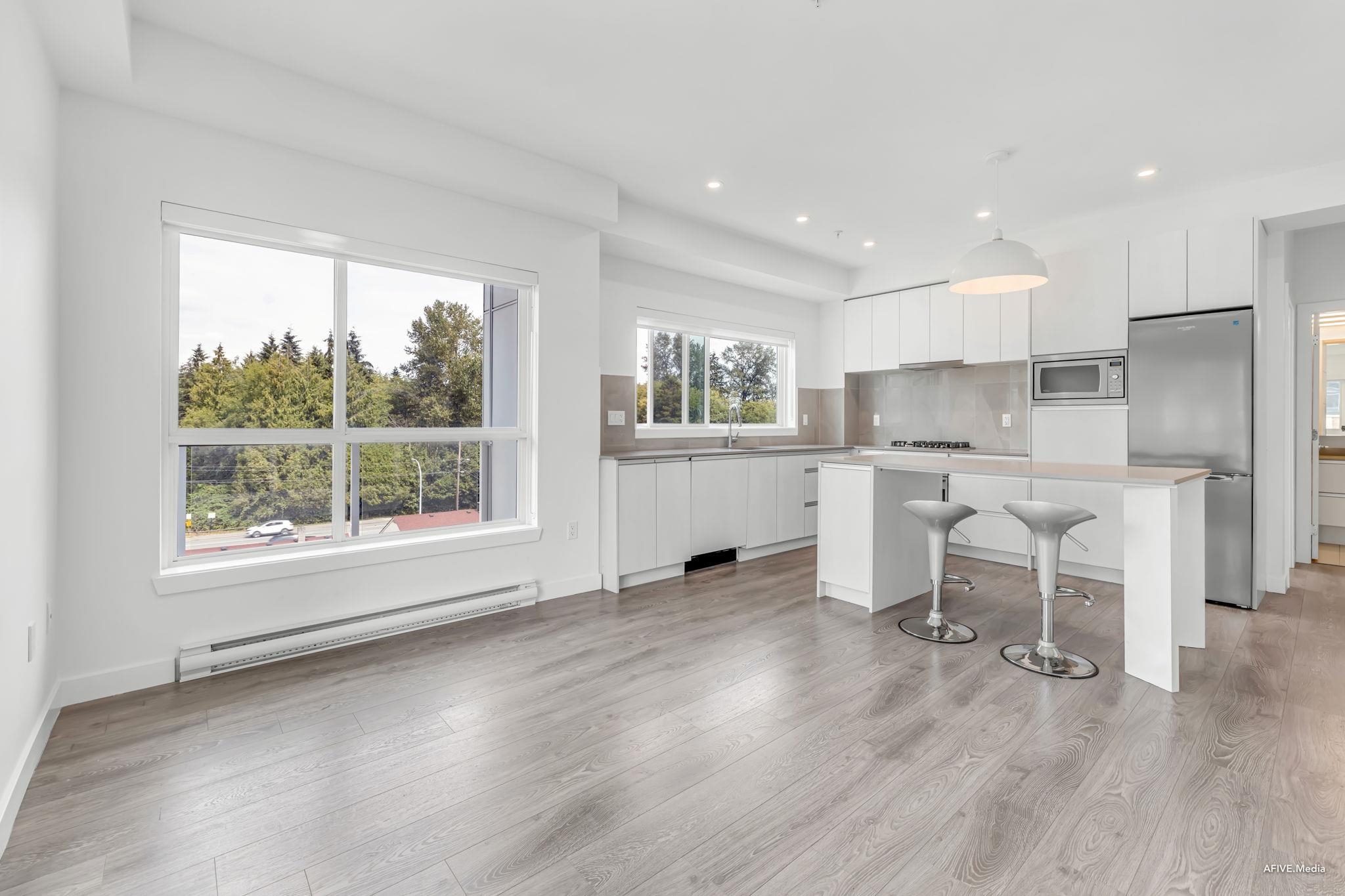 Additional image 6 of 401-14225 103a Avenue, Surrey, BC, V3T 0T4