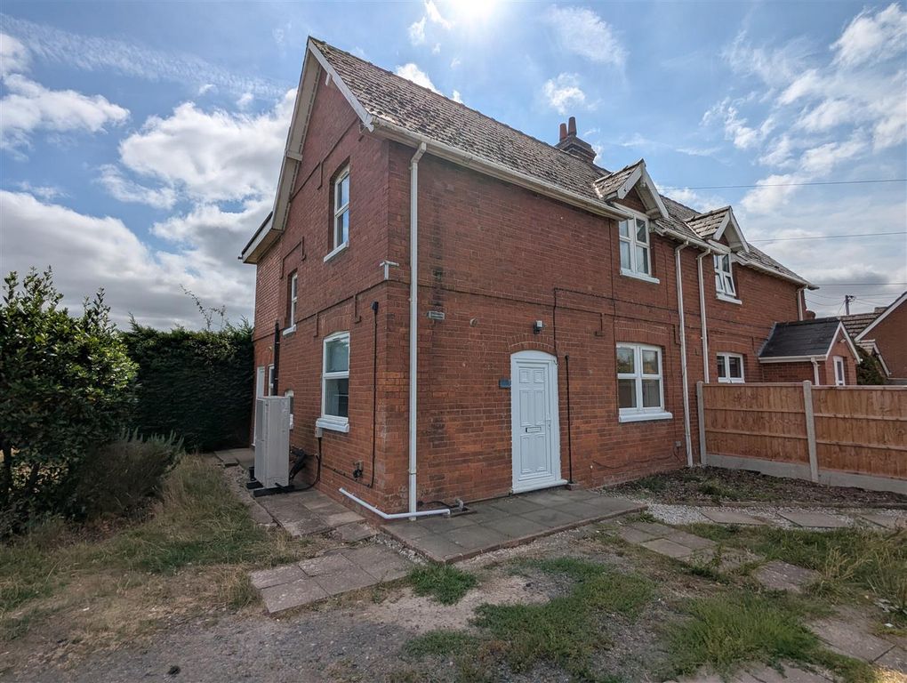 3 bed semi-detached house to rentBurley Gate, Hereford HR1