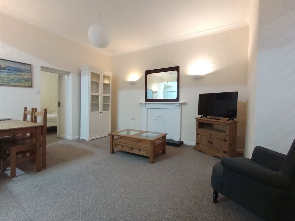 Additional image 3 of 1 bed flat to rentCourt Flat Paragon Court, The Paragon, Tenby, Pembrokeshire SA70