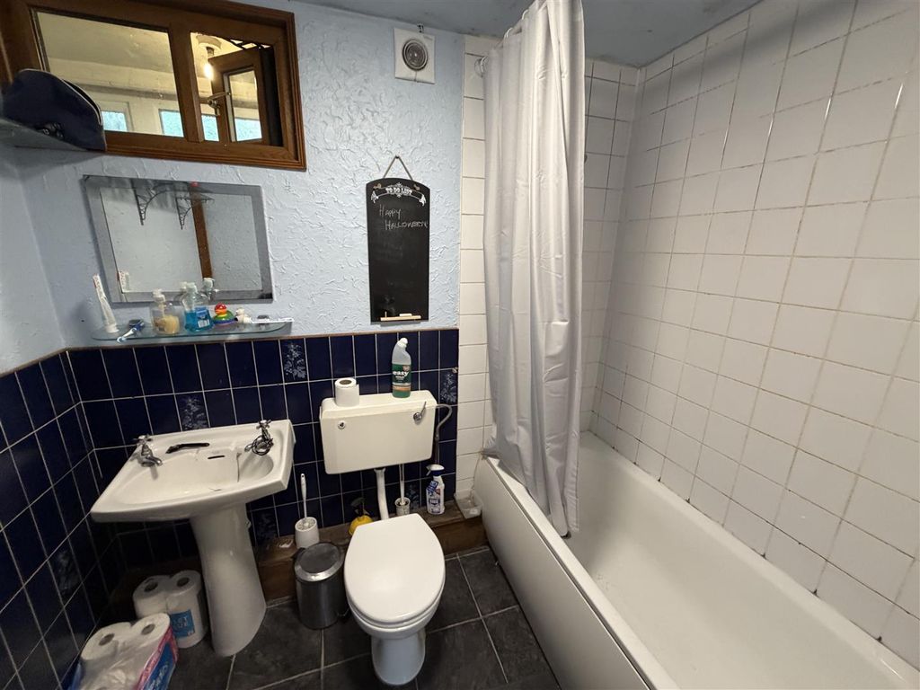 Additional image 8 of 3 bed terraced house to rentCoombe Road, Brighton BN2