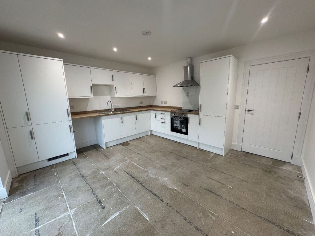 Additional image 7 of 3 bed detached house to rentDual Cottage, Main Street, Auchtertool, Kirkcaldy KY2