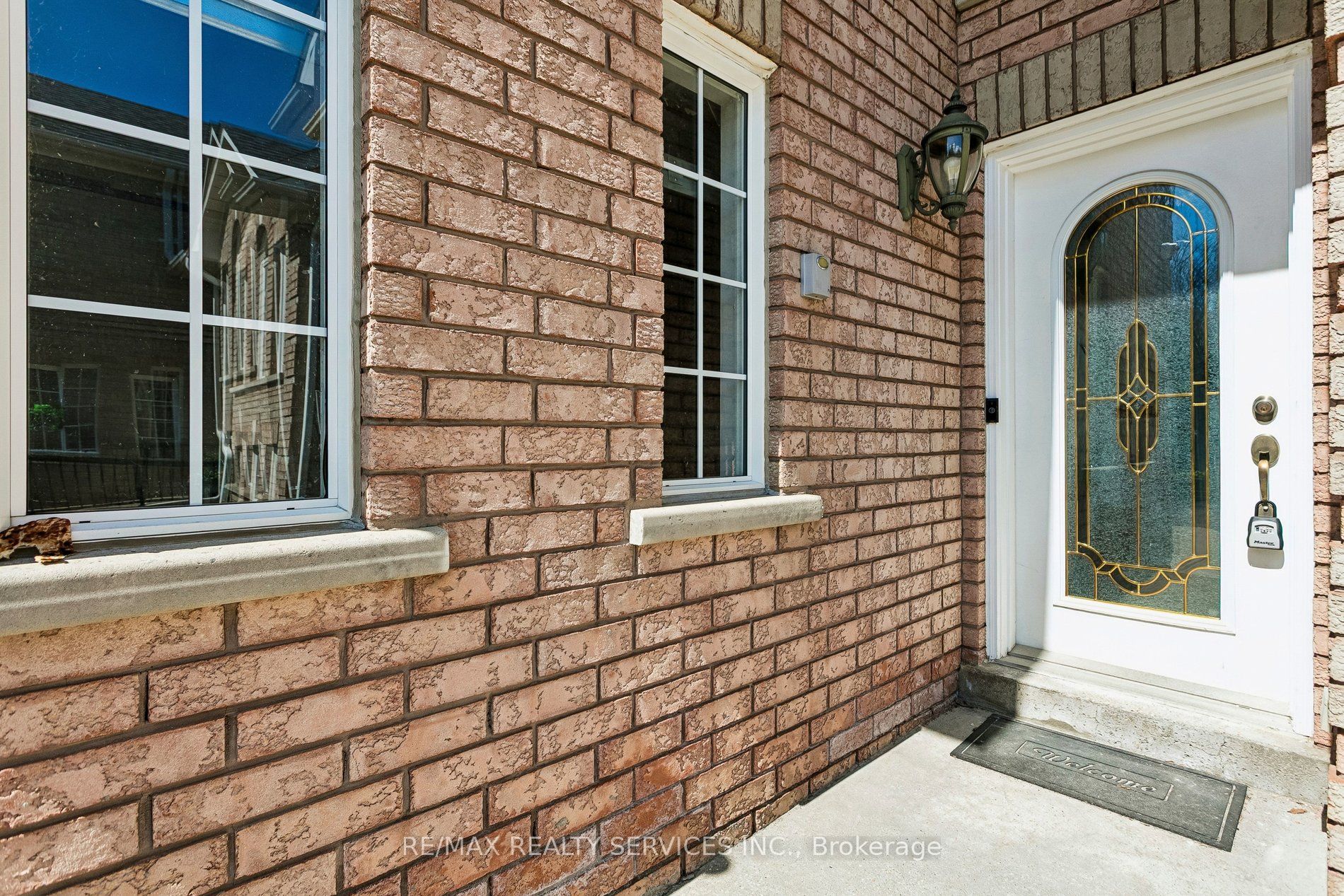 12 Goldie Avenue, Brampton, ON, L7A 2C8 photo 4