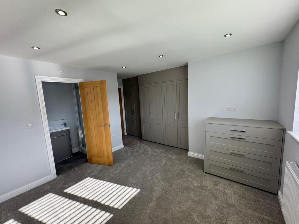 Additional image 31 of 5 bed property to rentIslawen Meadows, Pencoed, Pencoed CF35