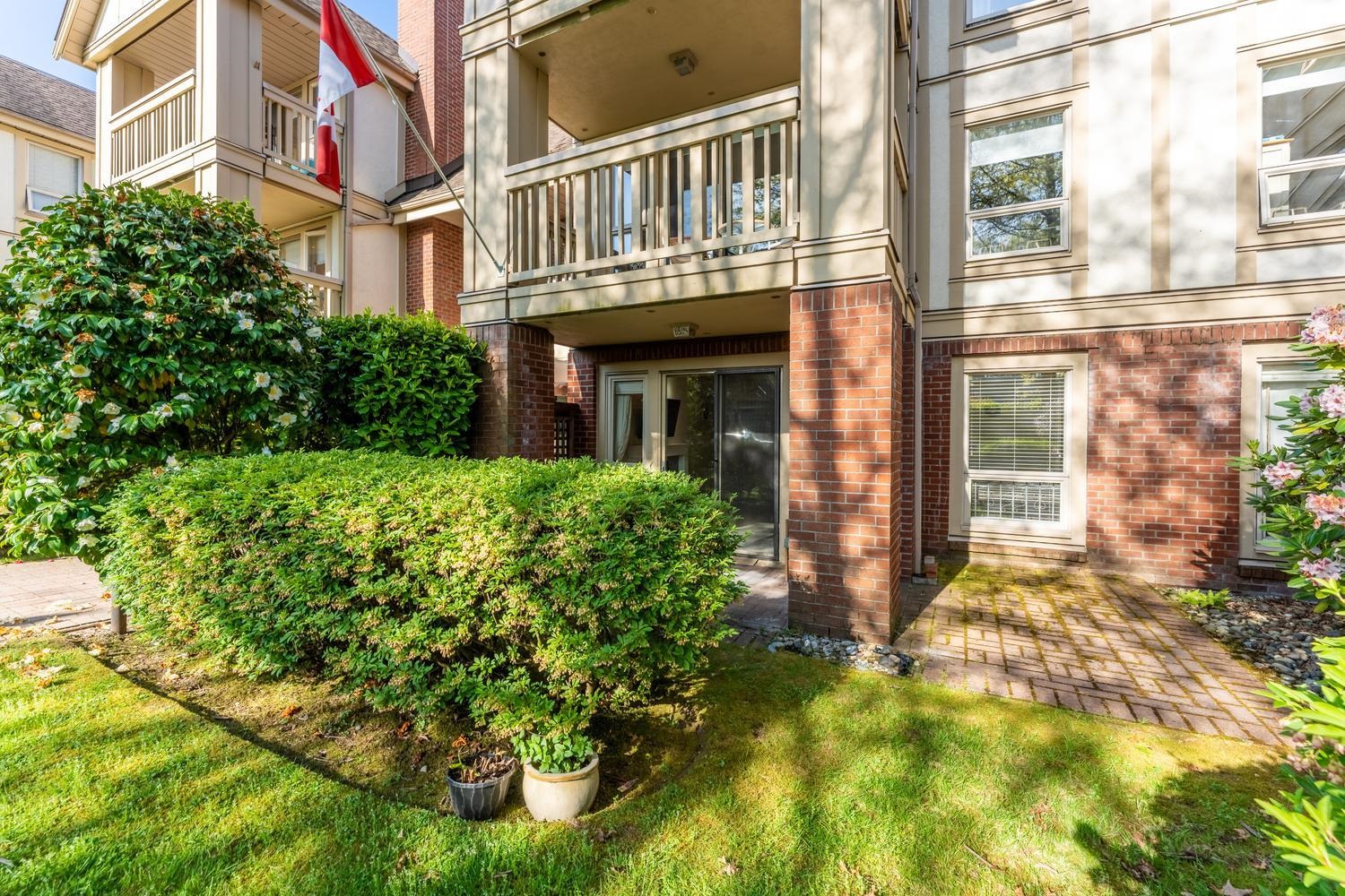 Additional image 2 of 101-843 22nd Street, West Vancouver, BC, V7V 4C1