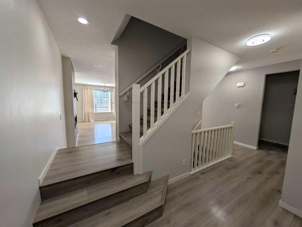 Additional image 3 of 54 Seton Manor SE, Calgary, AB, T3M2V8