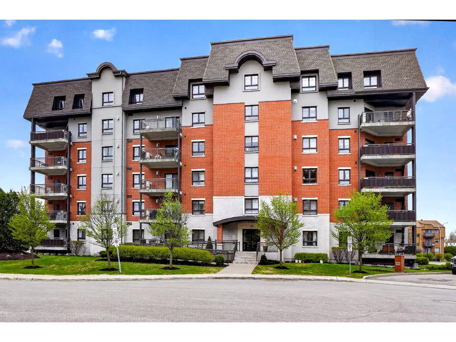 155 Place Chevigny