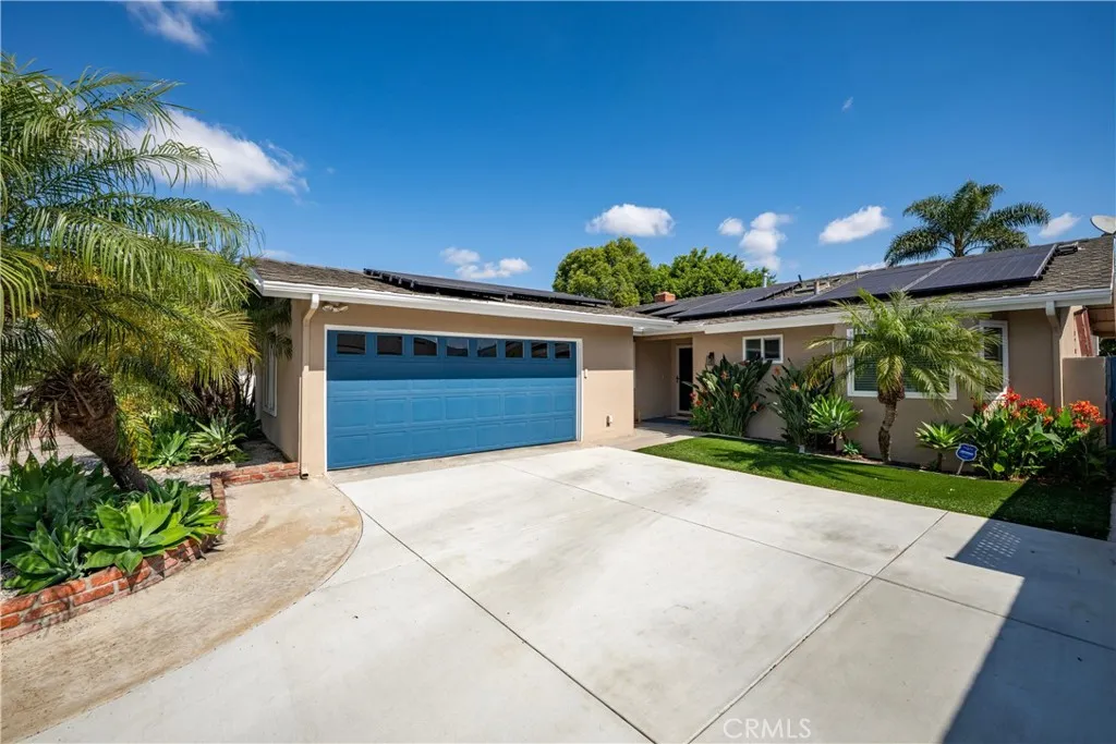 7925 E Ring Street, Long Beach, CA 90808 photo 2